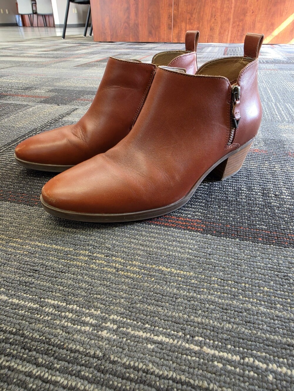 Vionic Cecily Cognac Leather Ankle Booties Side Zip Block Heel Size 9